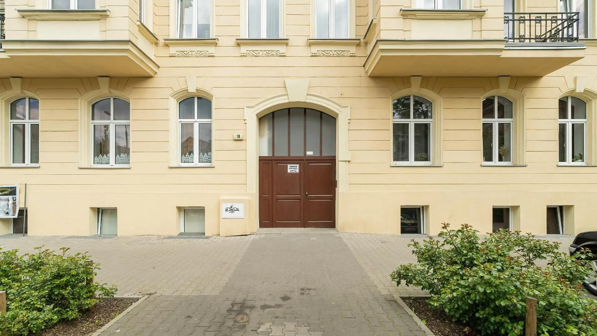 Διαμέρισμα Charming And Modern Studio With Mezzanine In Poznan Center By Noclegi Renters